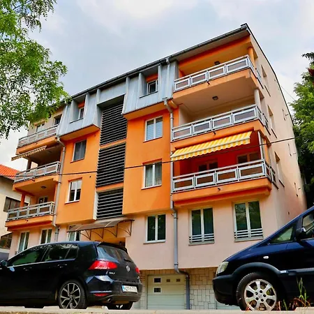 11 - Great Location, Quiet But Near The Center